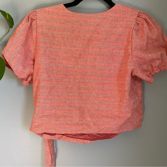 Line and Dot Wrapped Tie Puffed Sleeve Linen Revolve Top - Picture 6 of 9